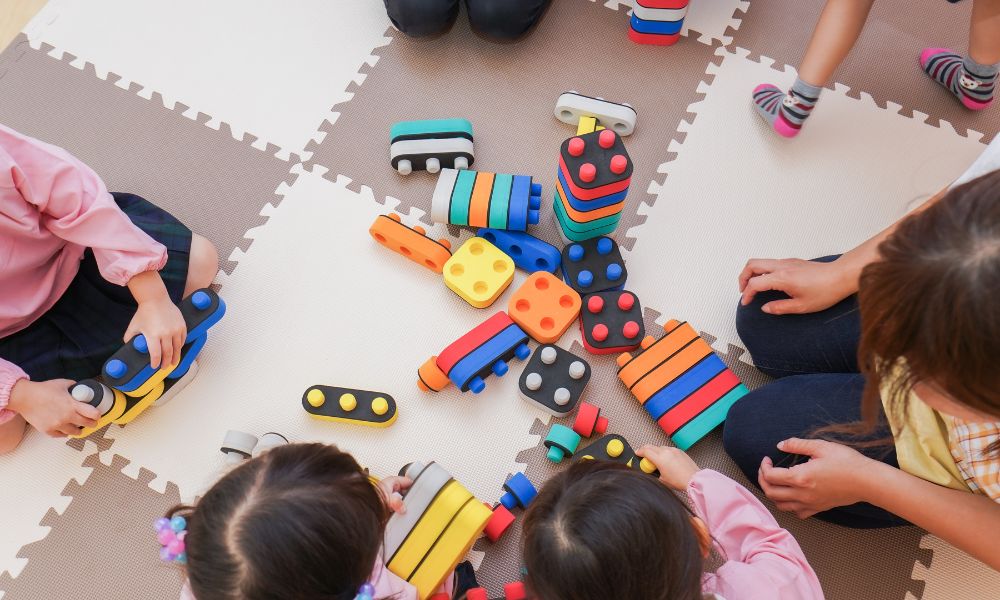 Des ondes électromagnétiques près d'une crèche